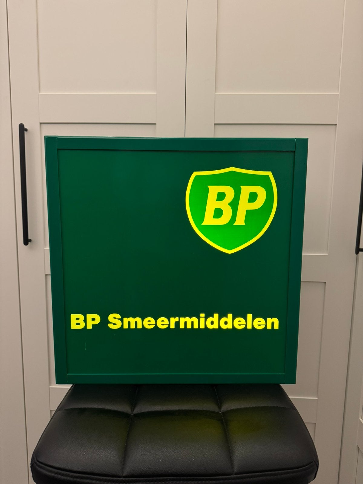 BP Smeermiddelen Lichtbak vintage ijzer licht reclame, Ophalen, Zo goed als nieuw, Lichtbak of (neon) lamp