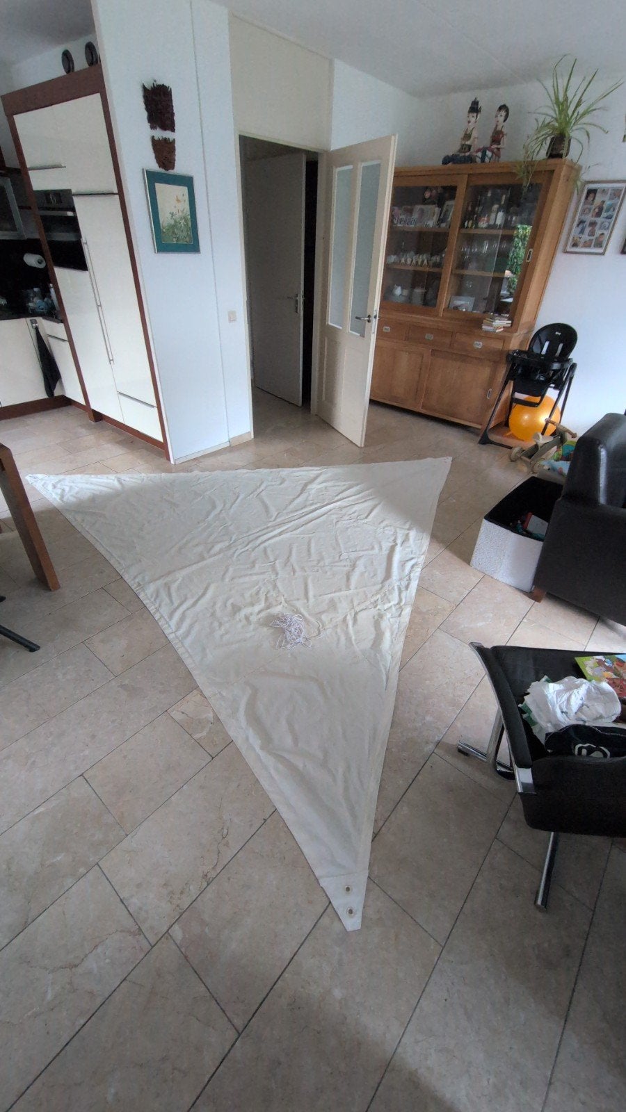 Crèmekleurig schaduwdoek, driehoekig 3,6x3,5x3,5, Tuin en Terras, Schaduwdoeken, Ophalen of Verzenden, Gebruikt