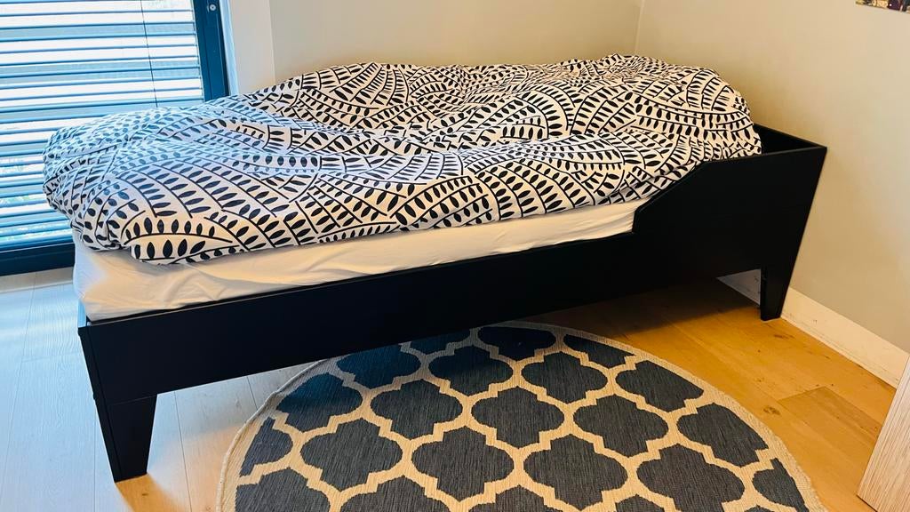 Woood bed 90x200 meter zwart, Ophalen, Eenpersoons, Zwart, 200 cm