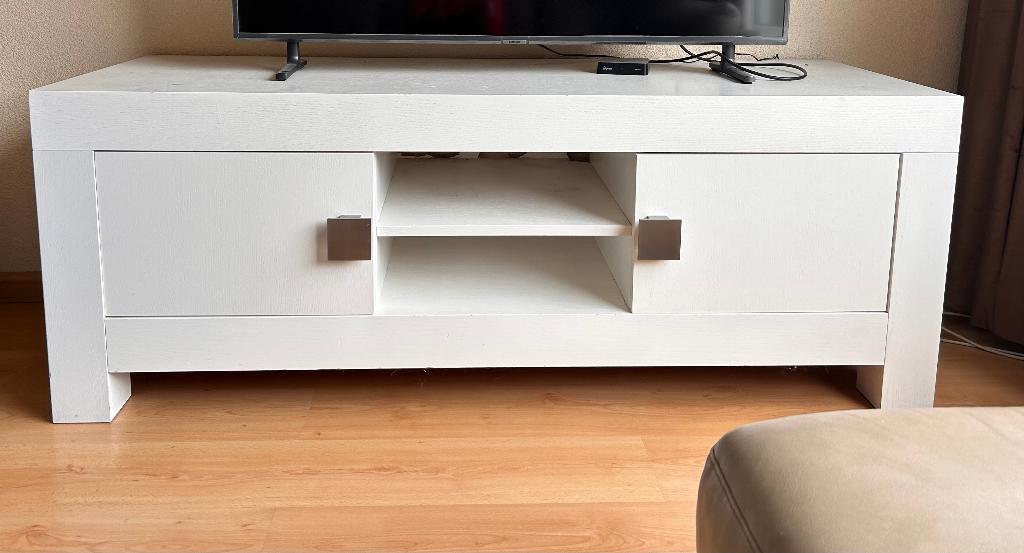Gratis ophalen tv kast dressoir wit, Ophalen, Gebruikt, Landelijk maar ook modern., 150 tot 200 cm