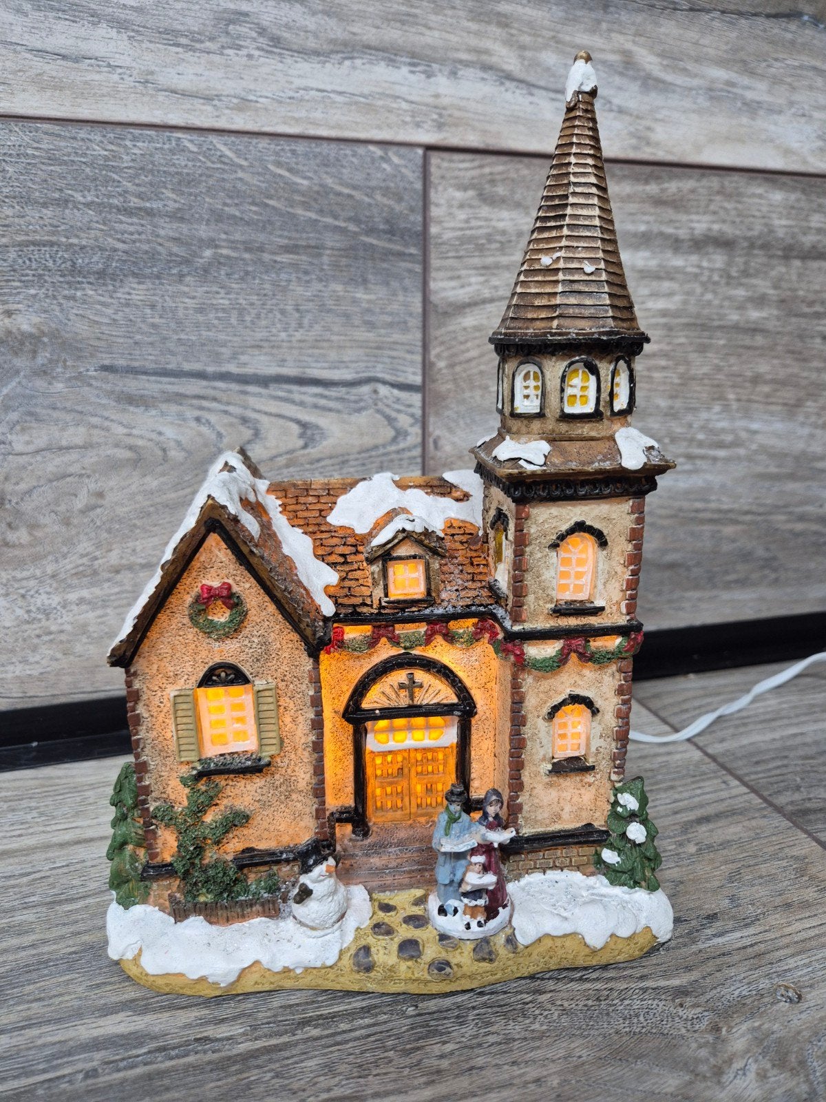 Kerstdorp mooie verlichte kerk kersthuisjes, Diversen, Ophalen of Verzenden, Zo goed als nieuw