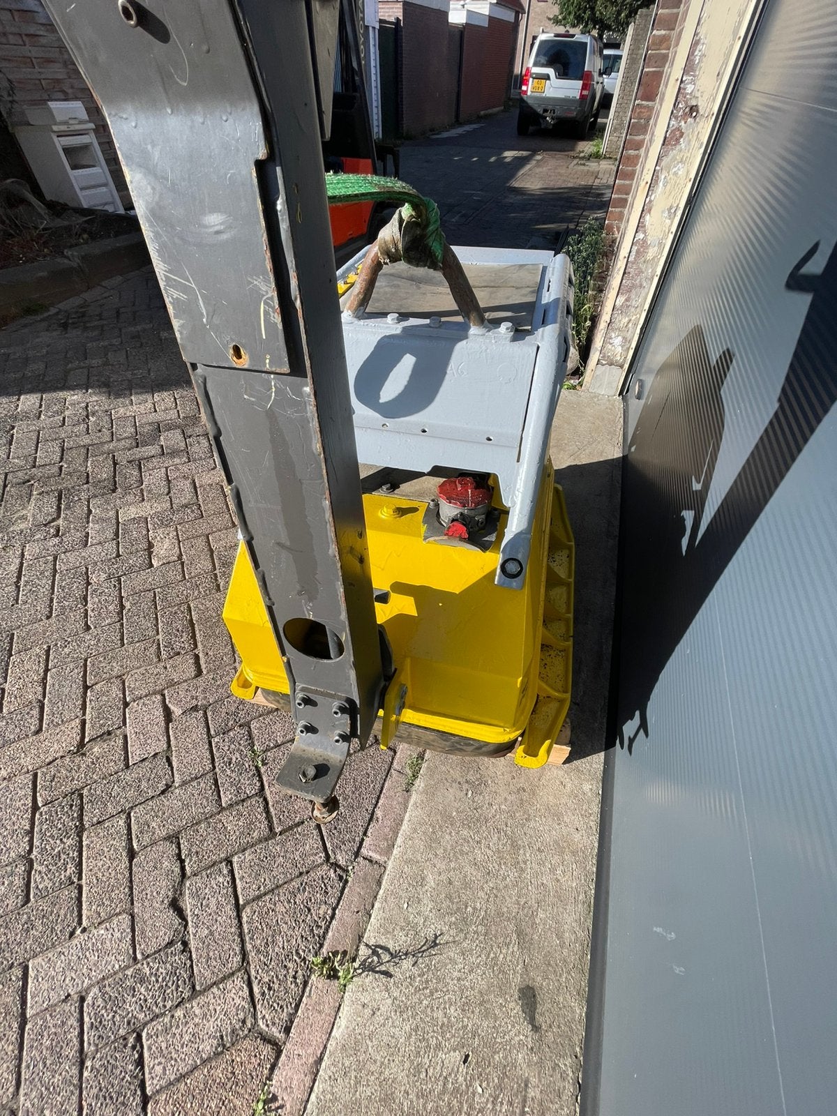 Wacker Neuson DPU 100/70, Ophalen