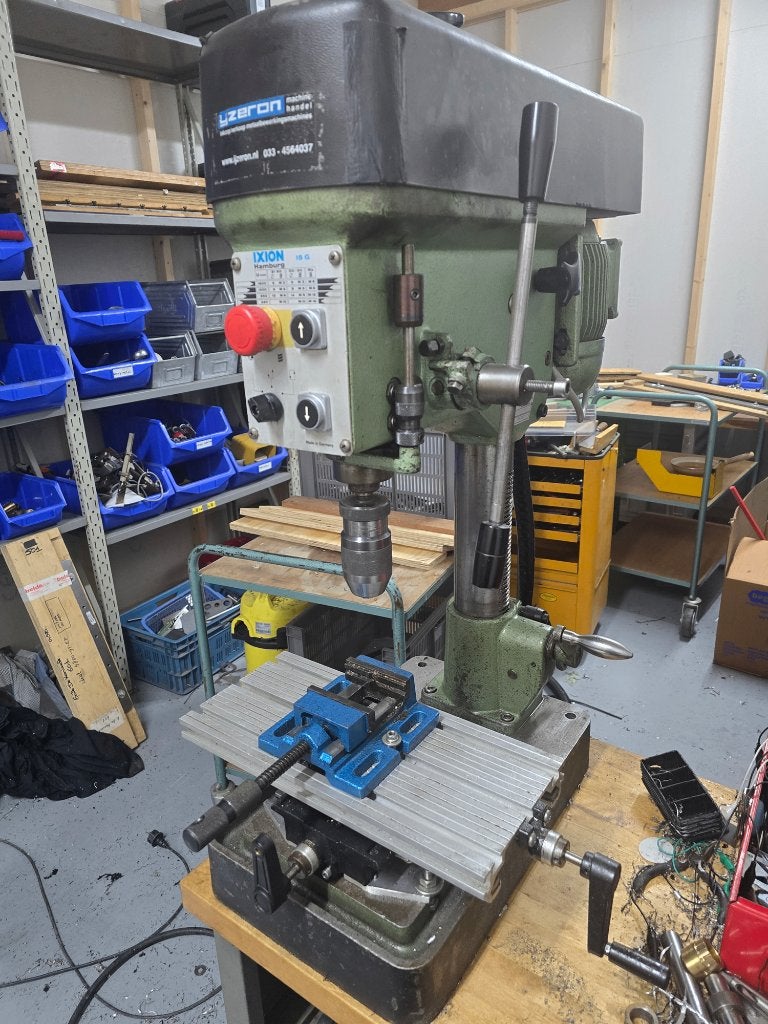 Kolomboormachine Ixion met tapinrichting, Doe-het-zelf en Verbouw, Gereedschap | Boormachines, Ophalen, Ixion, Ixion, Ixion