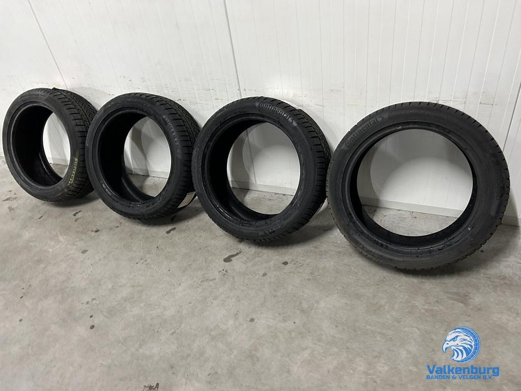 Nieuwe winterbanden 235/45R18 Continental WinterContact TS85