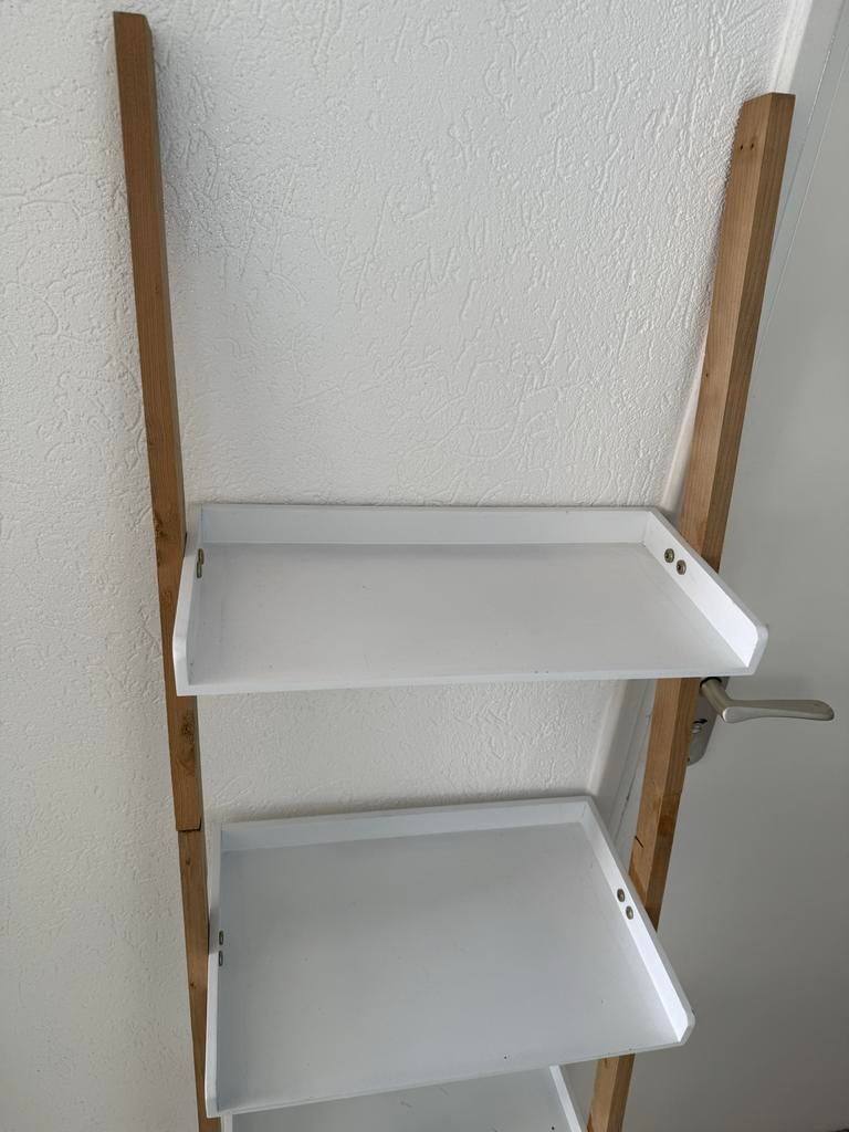 Ladderkast / Boekenkast met 4 etages, Ophalen, Met plank(en), Minder dan 50 cm, Gebruikt