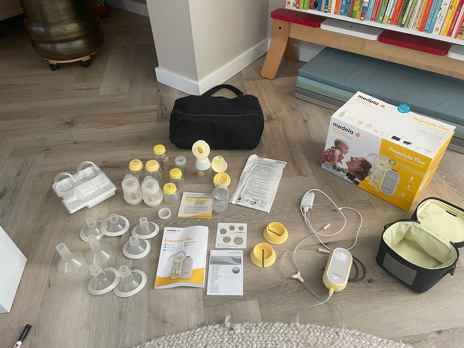 Medela Freestyle Flex Dubbele Elektrische Borstkolf, Medela, Borstkolf, Ophalen of Verzenden, Zo goed als nieuw