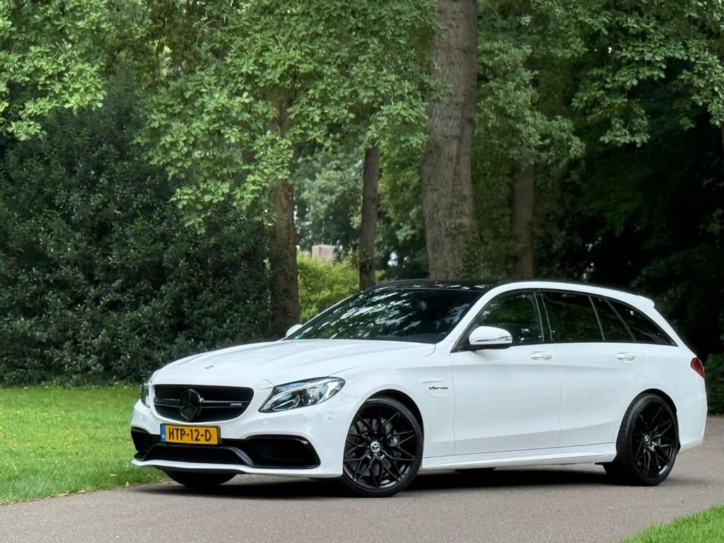 Mercedes-Benz C63 AMG Performance | 2016 | Lage km |, Auto's, Automaat, Achterwielaandrijving, 4000 cc, Leder en Stof