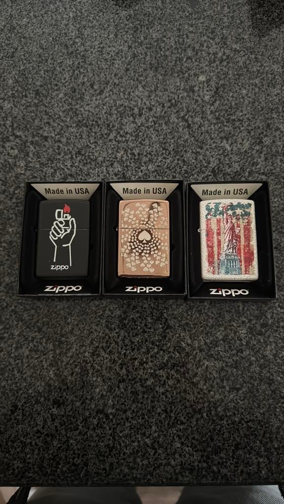 Zippo’s divers, Verzamelen, Rookartikelen, Aanstekers en Luciferdoosjes, Ophalen of Verzenden, Nieuw, Aansteker