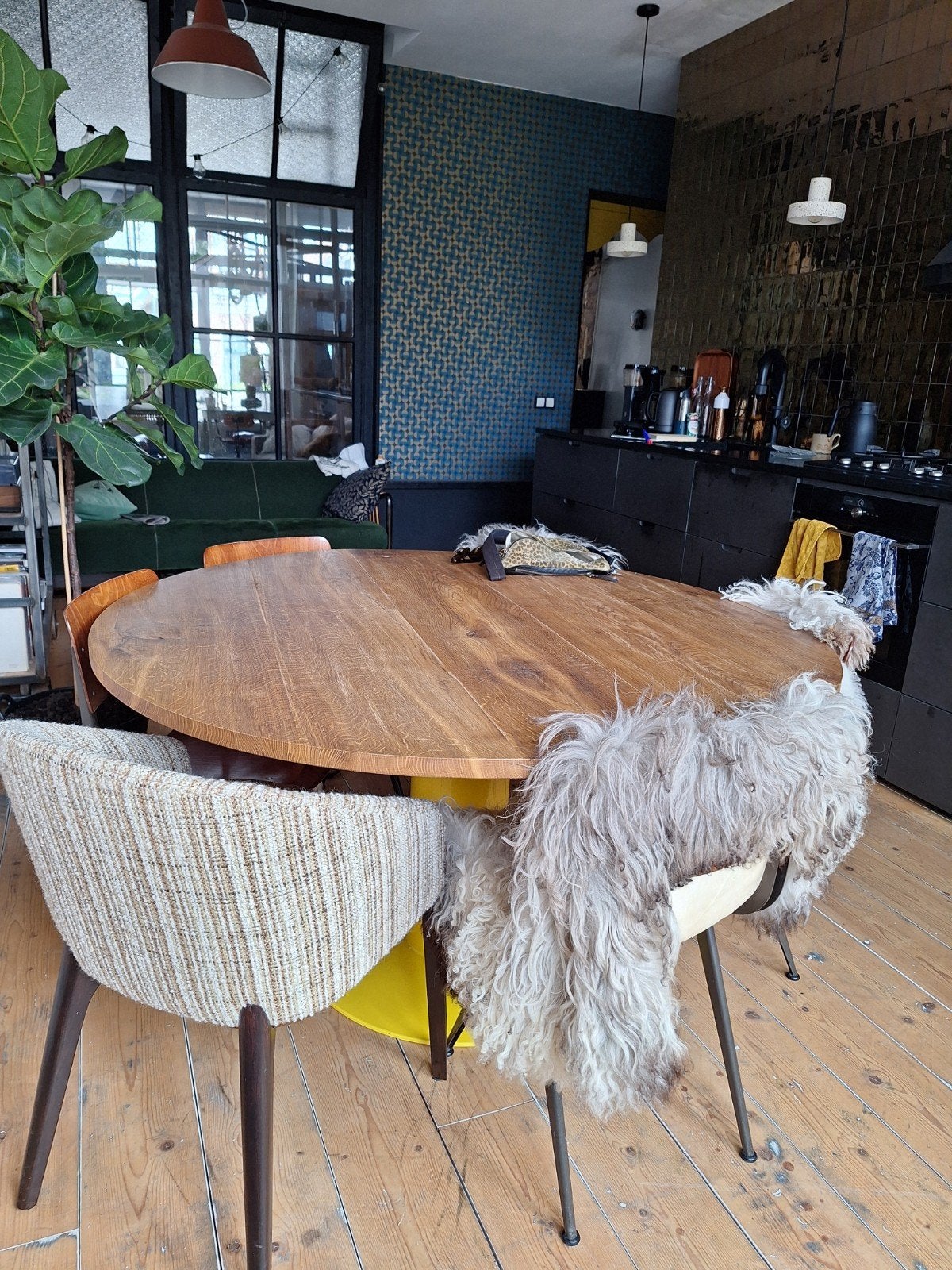 Ronde eettafel, eiken, Ophalen, Zo goed als nieuw, Vijf personen of meer, 100 tot 150 cm
