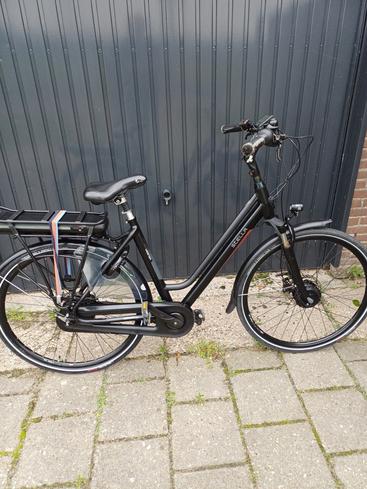 STELLA VICENZA 28INCH, Fietsen en Brommers, Zo goed als nieuw, 51 tot 55 cm, 50 km per accu of meer, Ophalen