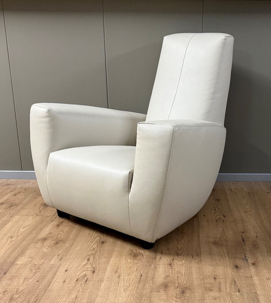 Label Longa fauteuil - Gerard van den Berg - Refurbished, Label Design, Nieuw, Ophalen of Verzenden, 50 tot 75 cm