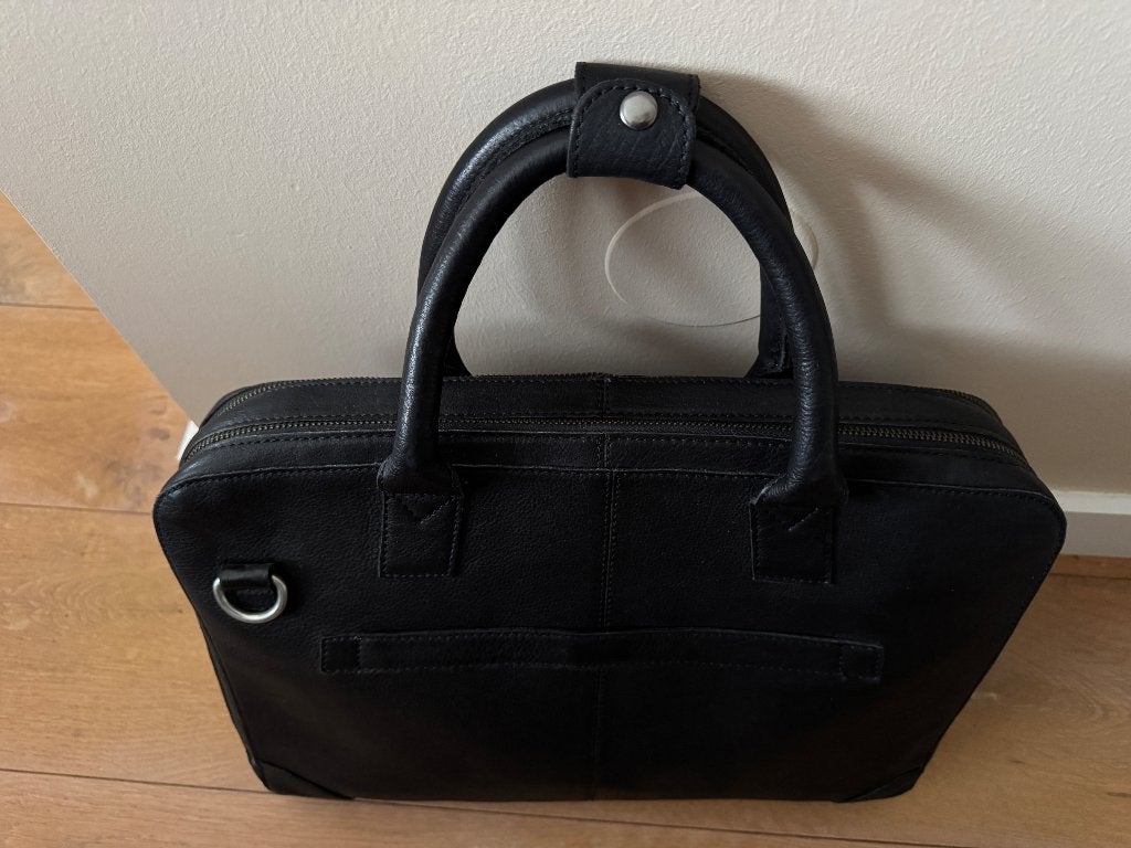 Prachtige zwart leren laptoptas! Cowboysbag., Computers en Software, Laptoptassen, 17 inch of meer, Aktetas, Ophalen of Verzenden