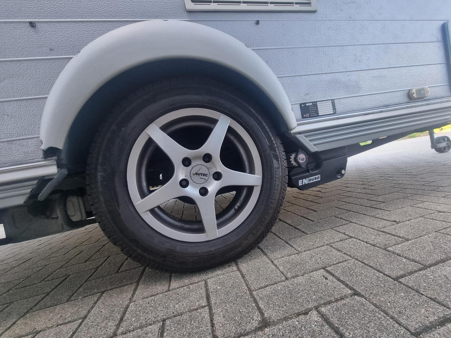 Kip 41V SHUTTLE SPECIAL 41 TTZ MOVER + FIETSENDRAGER+DINETTE, Kip, Bedrijf, 750 - 1000 kg, 5 tot 6 meter