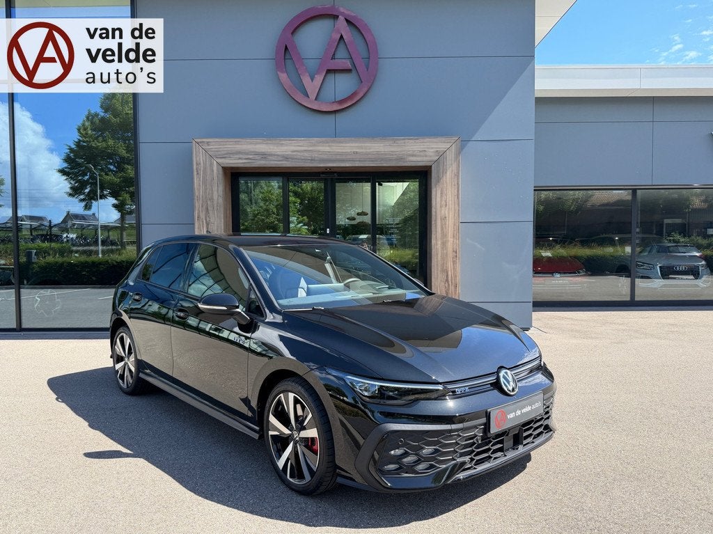 Volkswagen Golf 1.5 eHybrid GTE 272pk | Trekhaak | Led mistl, Auto's, 12 maanden, 77 km/l, Zwart, 4 cilinders