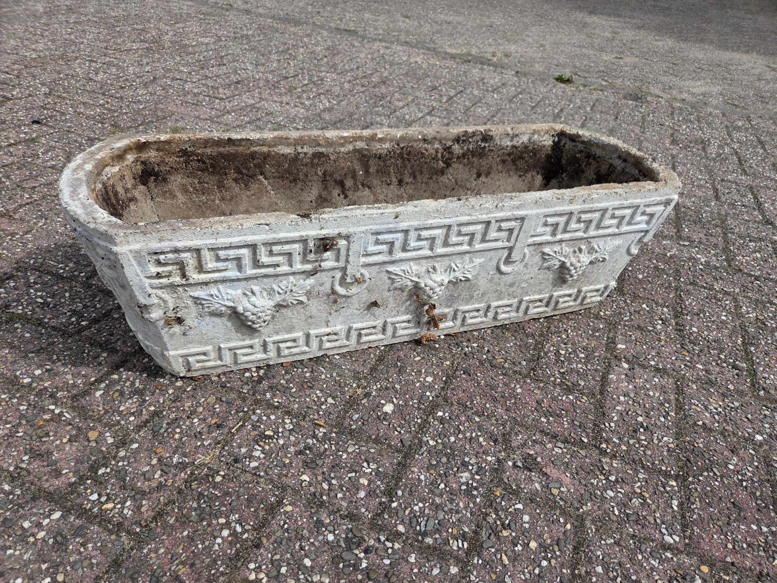 betonnen bloembak, Tuin en Terras, Bloembakken en Plantenbakken, Ophalen, Rond