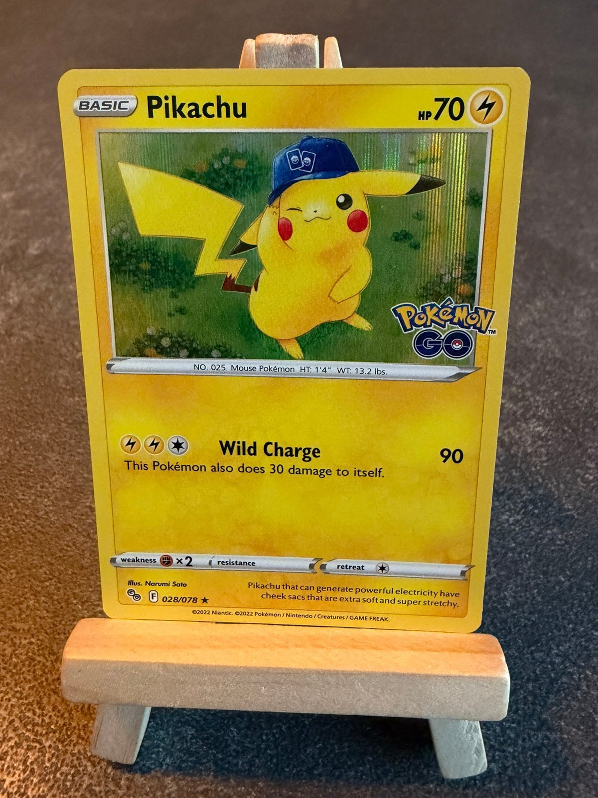 Pikachu holo 28 Pokémon Go, Ophalen of Verzenden, Zo goed als nieuw