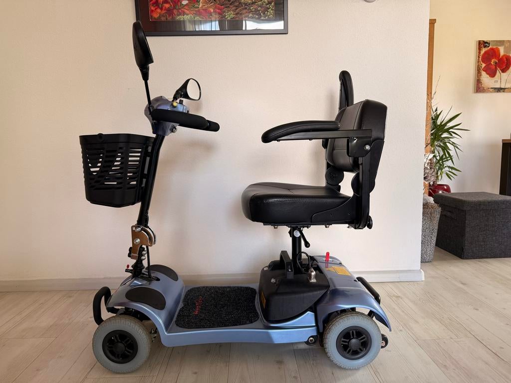 Mango Demontabele scootmobiel Cat 4, Diversen, Ophalen, 10 km/u of minder, 16 t/m 25 km, Zo goed als nieuw