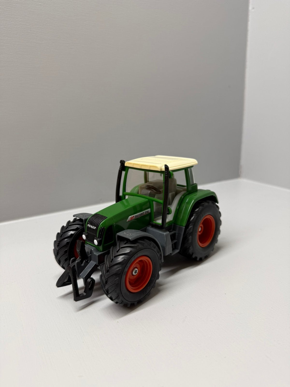 Siku fendt 716 vario, Hobby en Vrije tijd, Modelauto's | 1:32, Ophalen of Verzenden, Gebruikt, Tractor of Landbouw, SIKU
