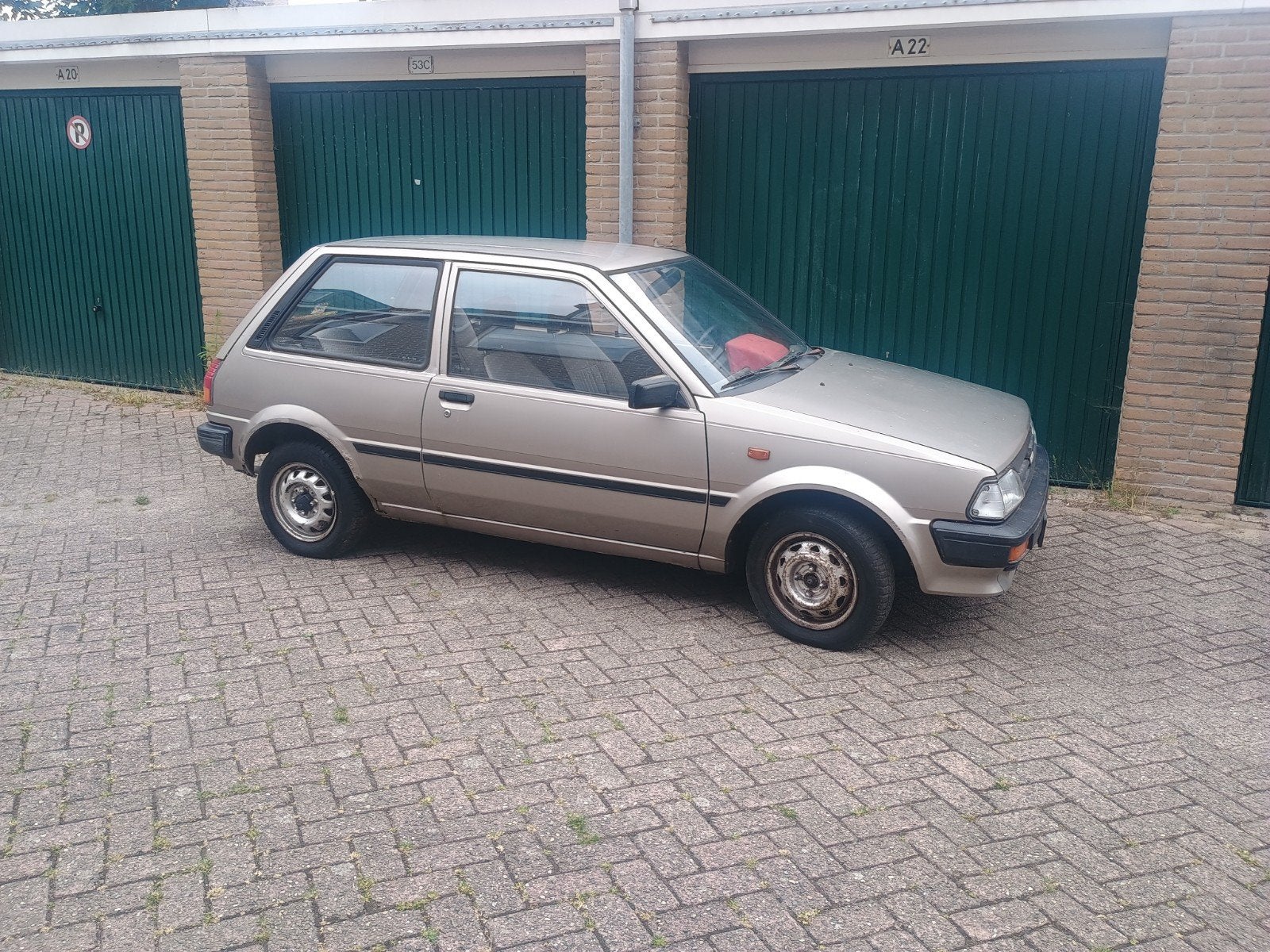 starlet p7, Ophalen of Verzenden