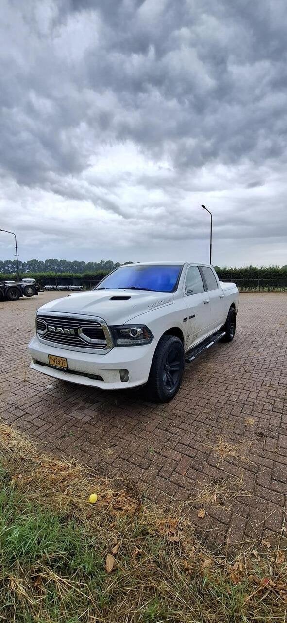 Bedrijfsauto, Dodge, Ram 1500 5.7 V8 Quad Cab 6'4, 5.7 V8 Qu, Auto's, Automaat, 5654 cc, Origineel Nederlands, Bedrijf