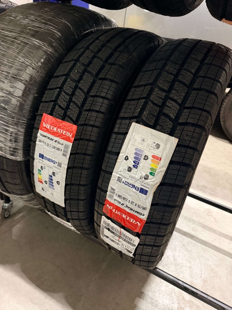 205/75/16C 110-108R Vredestein Comtrac 2 All season €200,-, Bestelwagen, 15 inch, Niet ingevuld, Nieuw