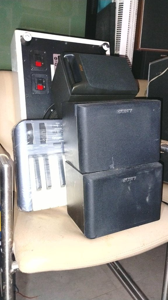 Partij luidsprekers - AKAI, YOKO subwoofer en 2.1 set, Overige merken, Gebruikt, Speakerset, Ophalen of Verzenden