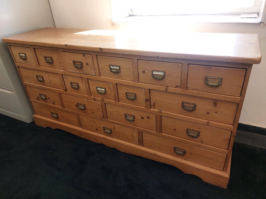 Mooie vintage houten apothekerskast / ladekast / dressoir, Ophalen