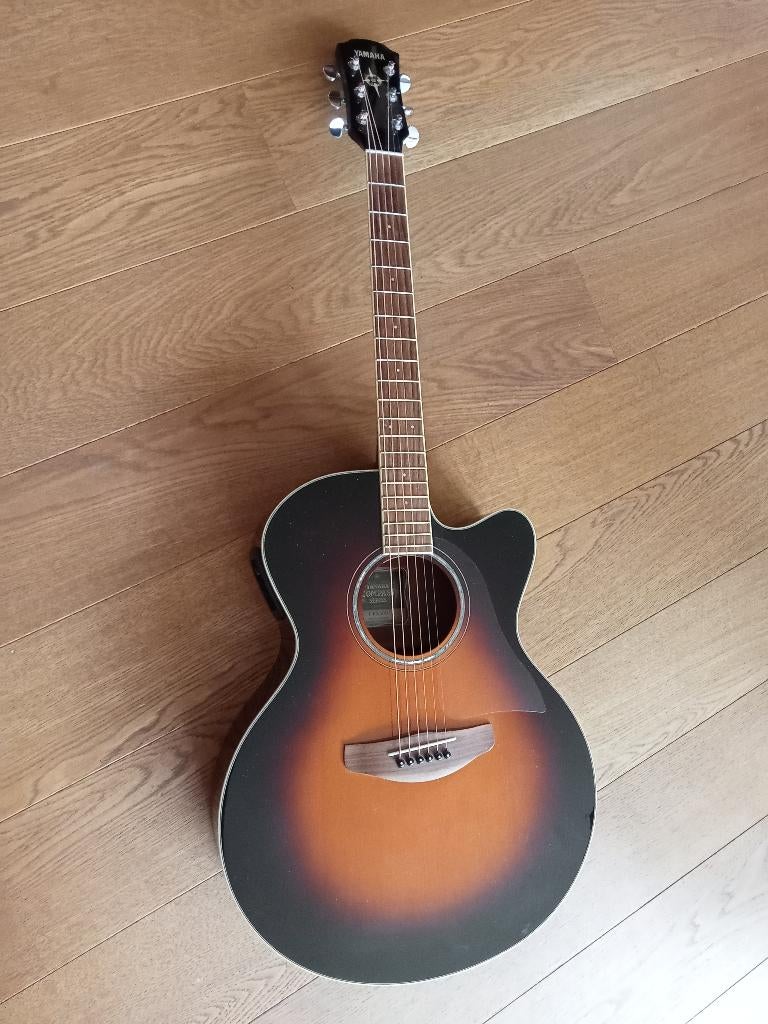 Akoestisch elektrische gitaar YAMAHA CPX 600, Ophalen, Zo goed als nieuw, Western- of Steelstringgitaar, Met (piezo-)element