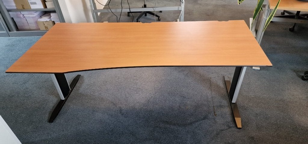 Schaffenburg professionele kantoorbureaus, Ophalen, 90 cm, Gebruikt, In hoogte verstelbaar