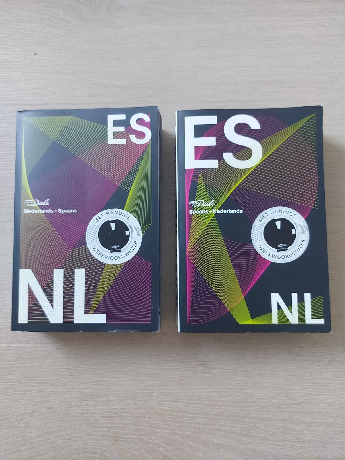 Woordenboeken Set Spaans Nederlands, Ophalen of Verzenden, Zo goed als nieuw, Van Dale, Spaans
