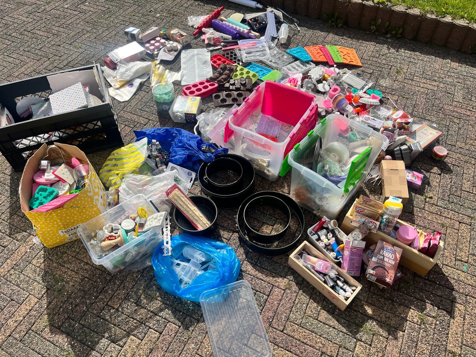 Grote partij bakspullen, Ophalen, Zo goed als nieuw, Taarten of Cupcakes, Overige typen