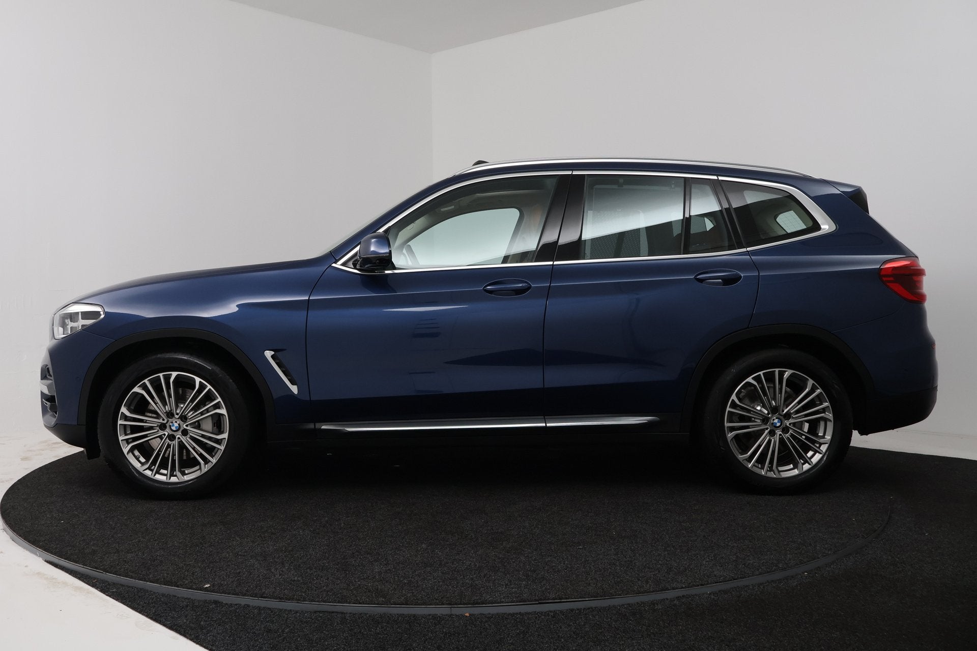 BMW X3 xDrive30i High Executive (PANORAMADAK, TREKHAAK,STOEL, Automaat, 1998 cc, Gebruikt, Euro 6
