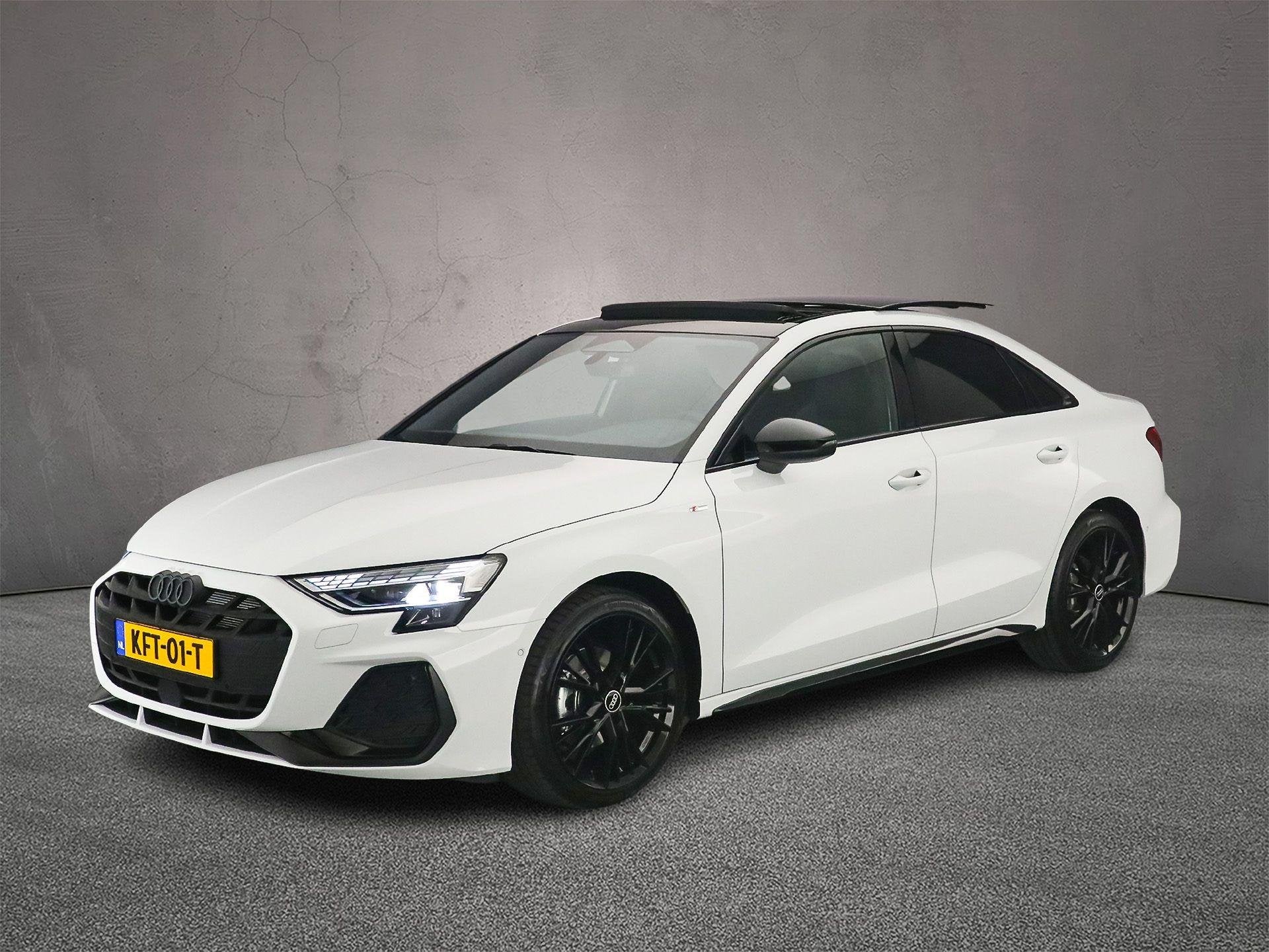 Audi A3 Limousine 35 TFSI S edition | Panorama Dak | Adaptie, Auto's, Audi, 1300 kg, 4 cilinders, Wit, Origineel Nederlands