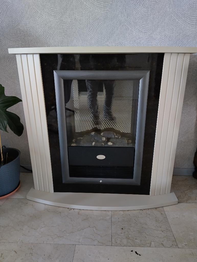 Compacte Elektrische sfeerhaard (EWT) met ombouw 2000Watt, Huis en Inrichting, Haarden, Ophalen, Zo goed als nieuw, Vrijstaande haard