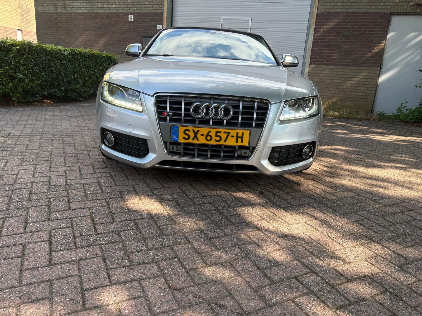Audi S5 4.2 FSI 260KW Coupe Quattro AUT 2008 Grijs, Auto's, Automaat, Navigatiesysteem, Vierwielaandrijving, 102 €/maand