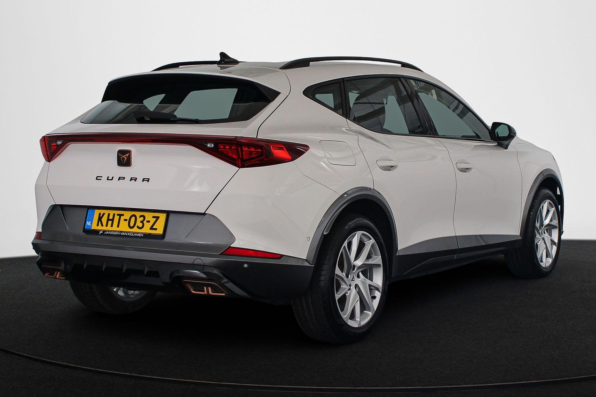 CUPRA Formentor 1.4 e-Hybrid Business Stuur-Stoelverwarming, Auto's, Stof, Gebruikt, 4 cilinders, Formentor