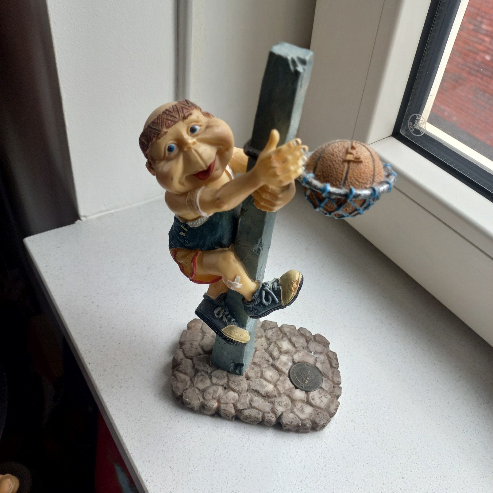 Laaf beeldje basketbal - Efteling, Verzamelen, Efteling, Ophalen of Verzenden, Zo goed als nieuw