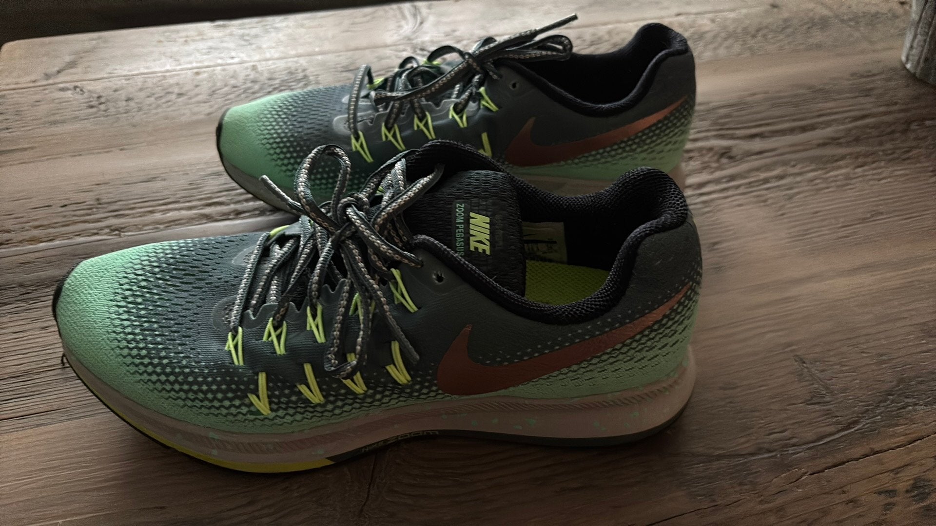 Nike hardloopschoenen, Ophalen of Verzenden, Zo goed als nieuw, Hardlopen, Hardloopschoenen