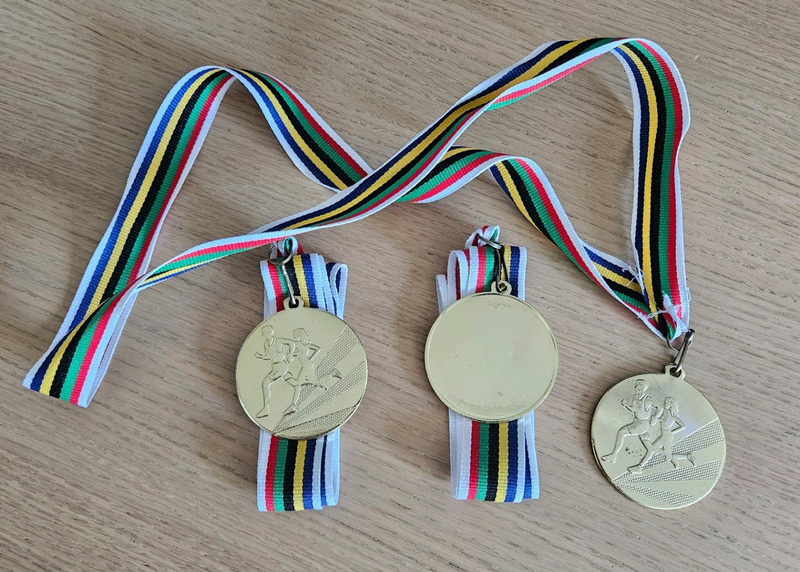 Gouden metalen hardloop medailles, 3 stuks, Ophalen, Overige materialen, Nederland