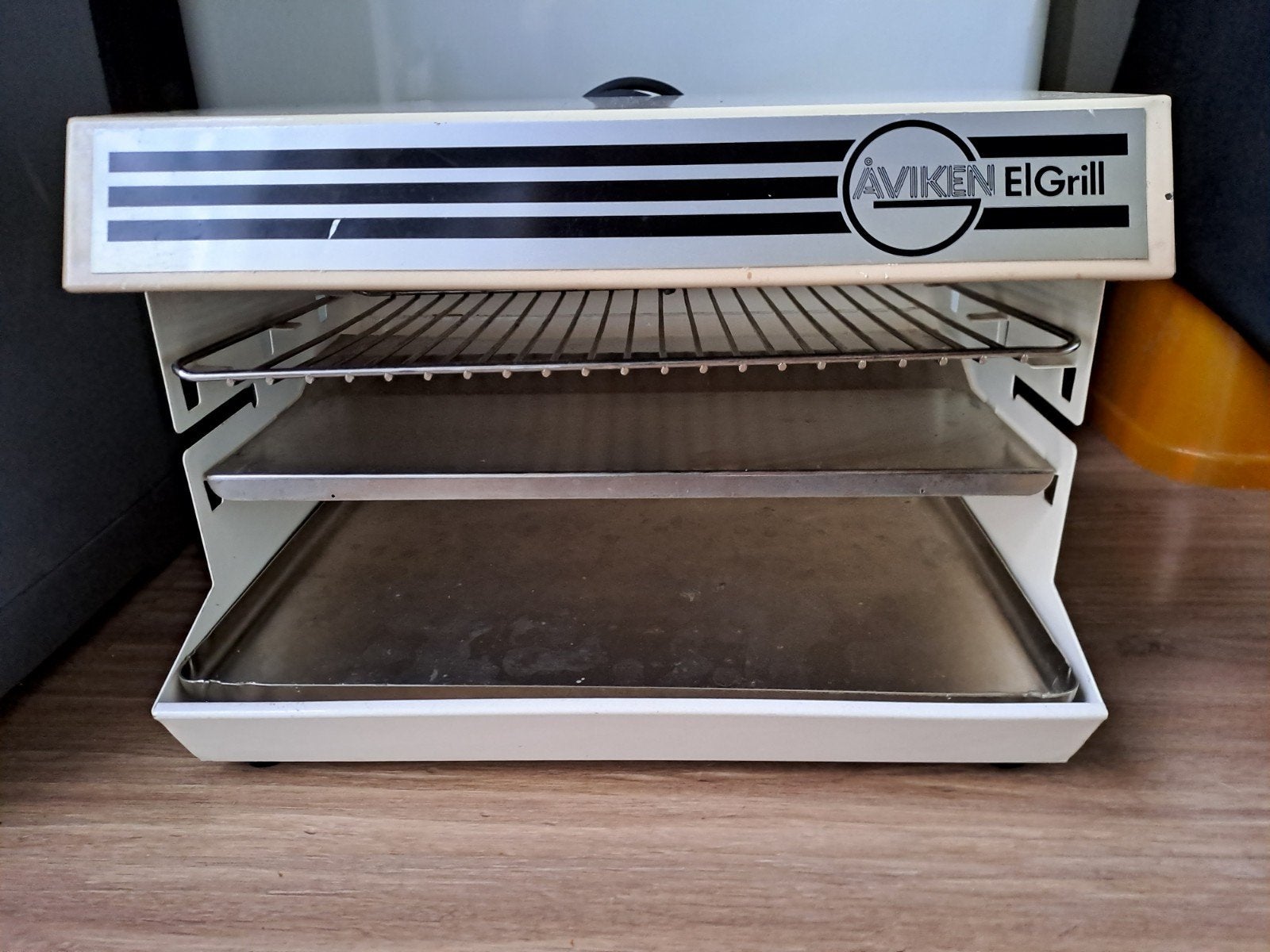 Aviken ElGrill tafelgrill grill oventje Ophalen in Nijkerk, Ophalen, Gebruikt