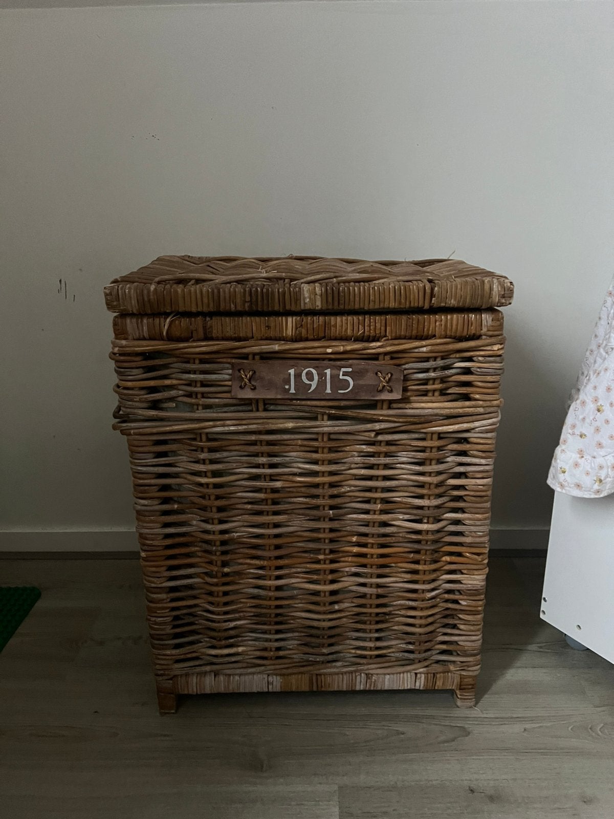 2 Rotan/Rieten Speelgoed/Wasmand 1915 met deksel, Ophalen, Zo goed als nieuw, Rond, Riet