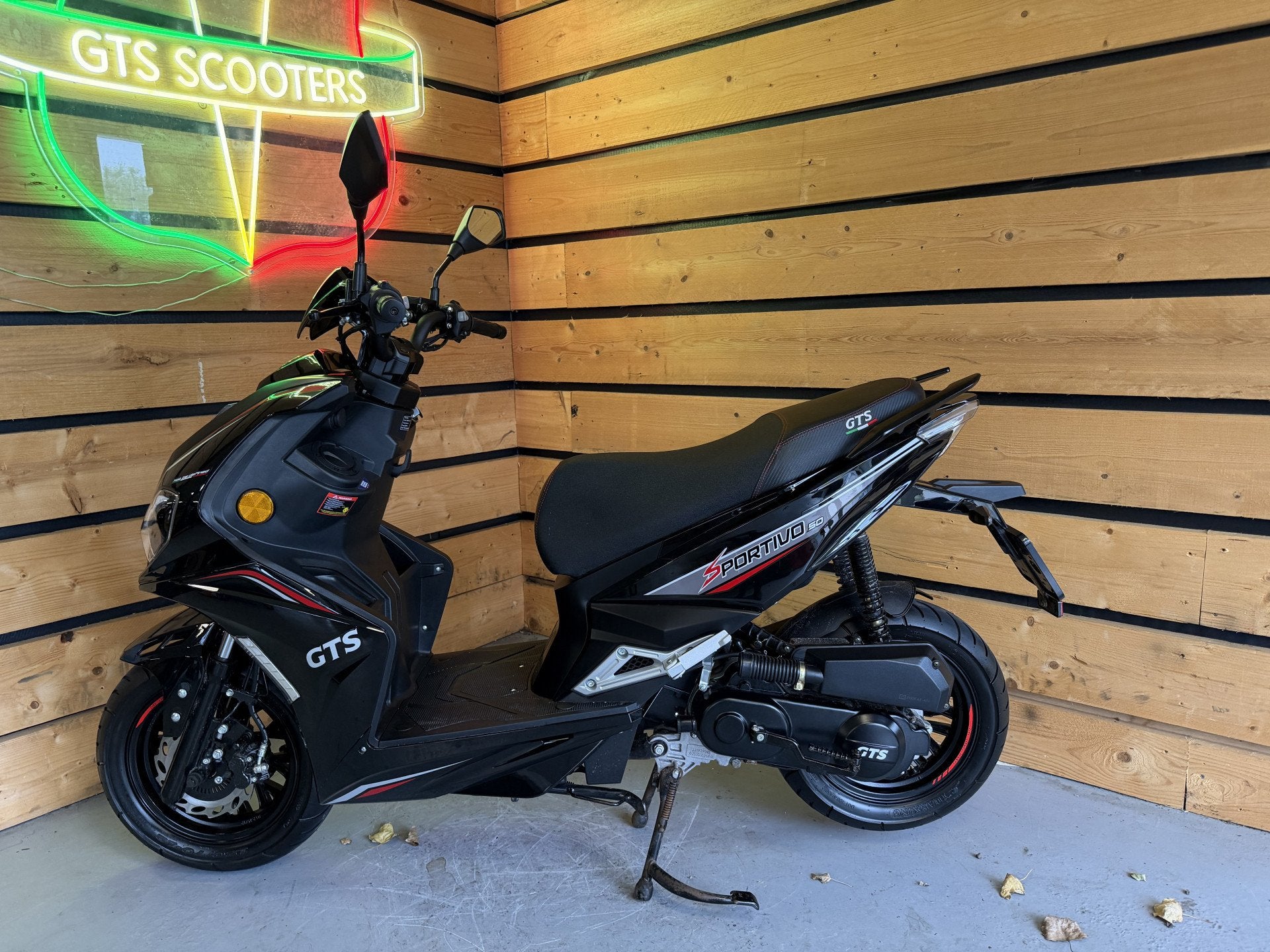 GTS Bromscooter Sportivo (bj 2025), Bruin Scooterservice, Gebruikt, Jos@bruinautoservice.nl, 49 cc