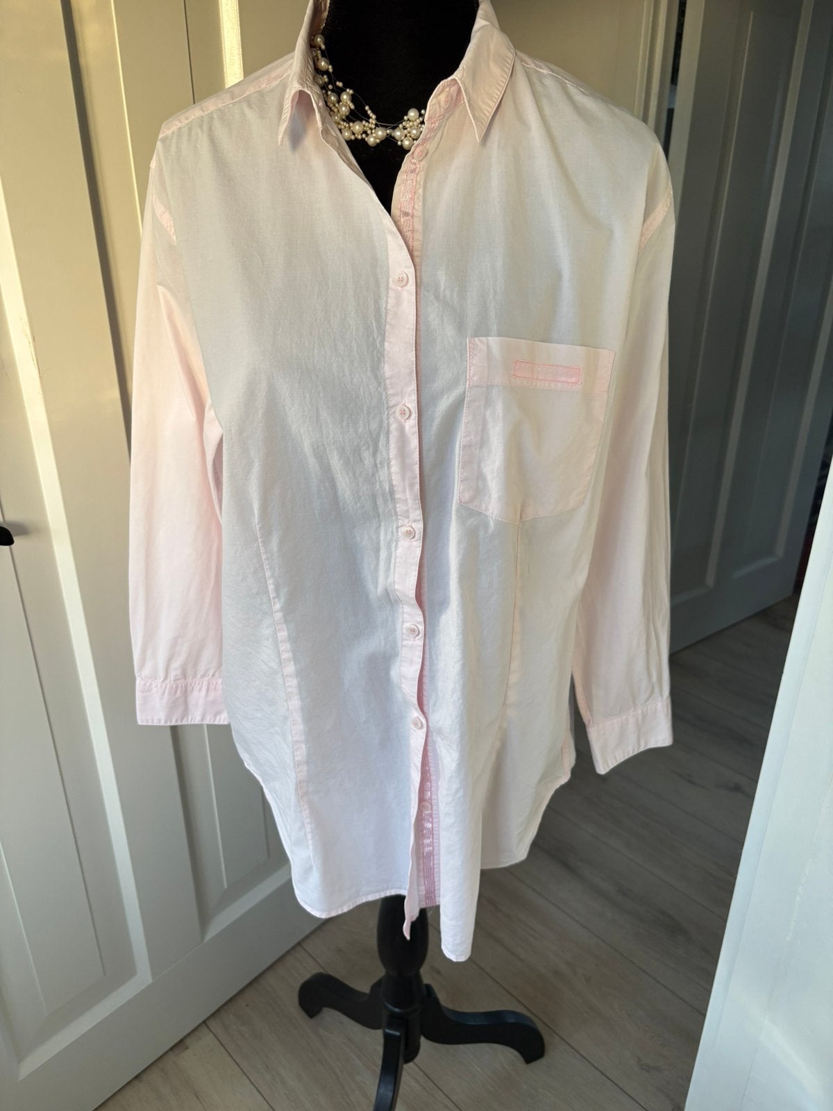 Zacht roze overhemdblouse, ronde slippen  igst xl 42, Ophalen of Verzenden, Zo goed als nieuw, Maat 42/44 (L), Roze
