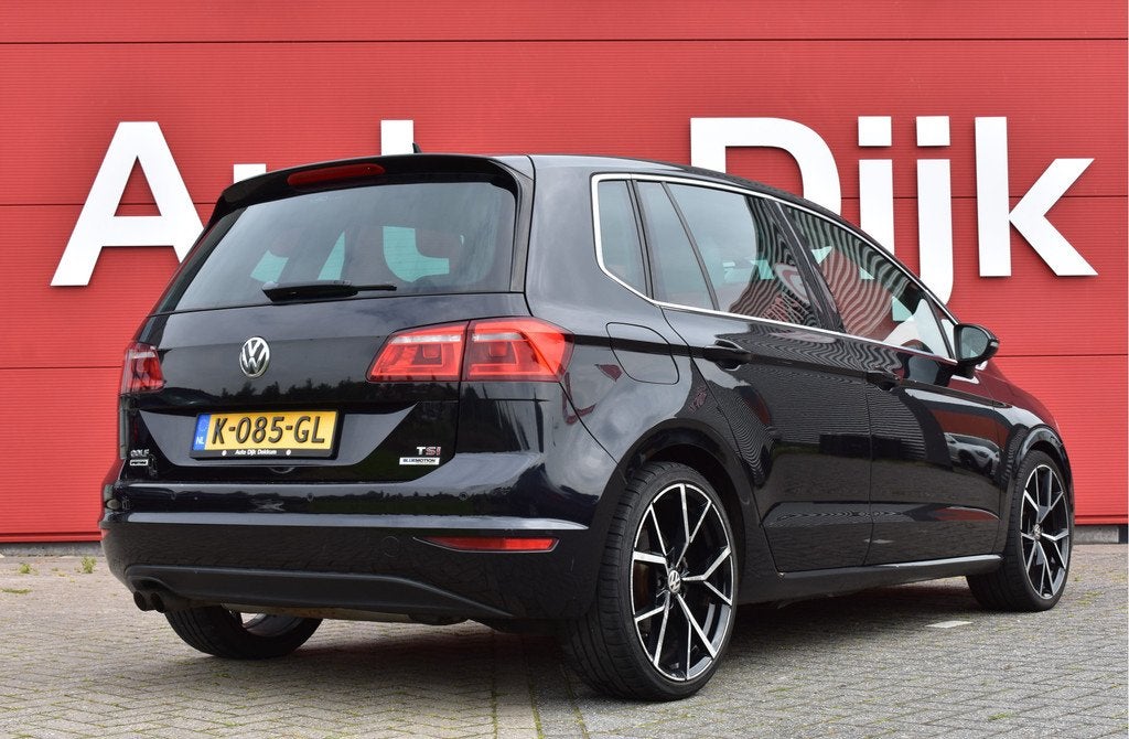 Volkswagen Golf Sportsvan 1.4 TSI Highline Navi | Adapt. Cru, Auto's, Volkswagen, Gebruikt, Zwart, Bedrijf, 66 €/maand