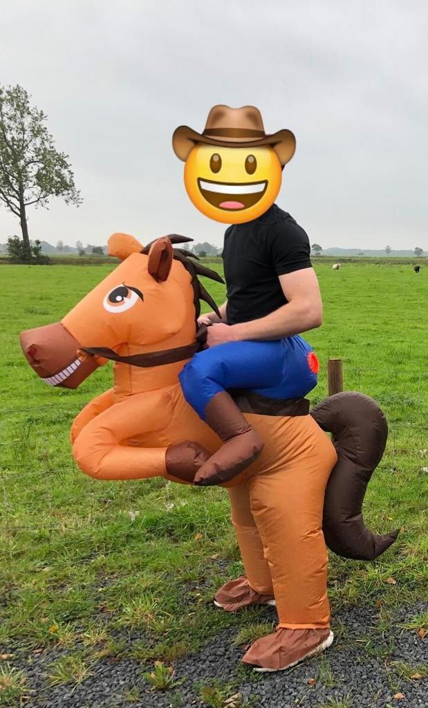 Feestpak “Cowboy op paard” (opblaasbaar) - Carnaval/nieuw, Ophalen of Verzenden, Nieuw, Overige maten, Carnaval