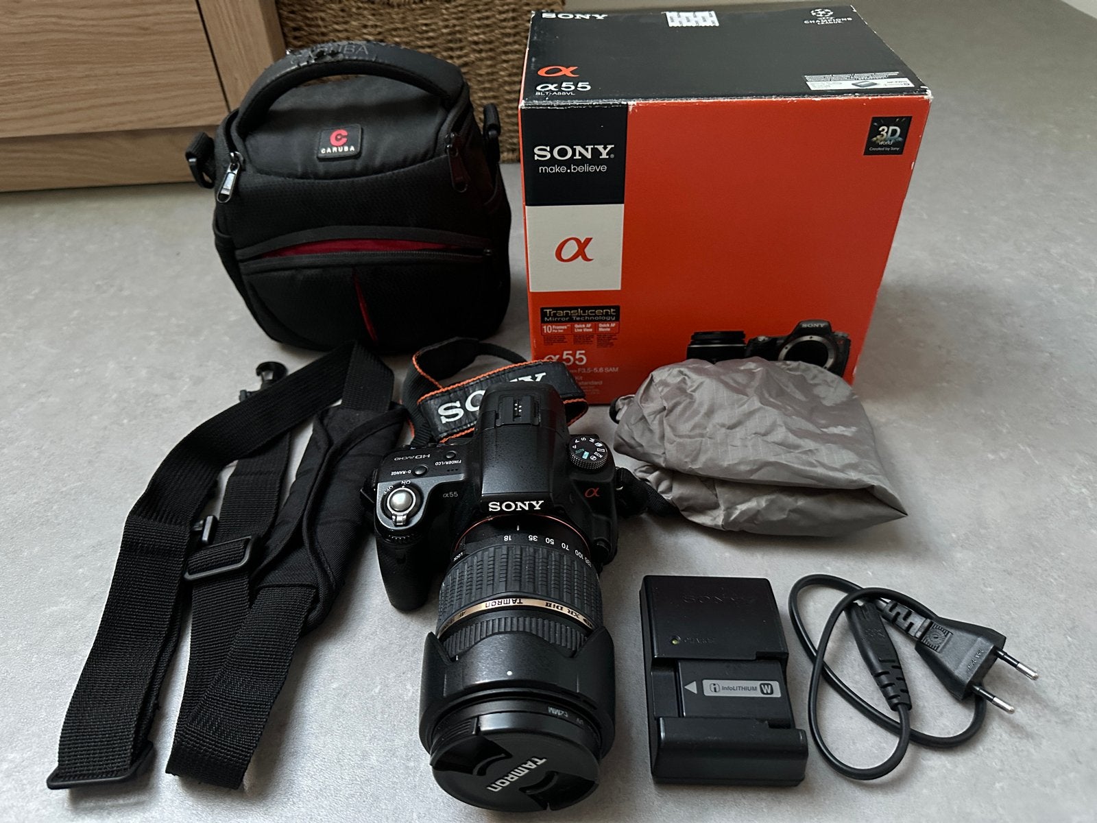 Sony Alpha a55 Spiegelreflexcamera met Tamron 18-200mm lens, Audio, Tv en Foto, Ingebouwde flitser, Gebruikt, Spiegelreflex, Ophalen of Verzenden