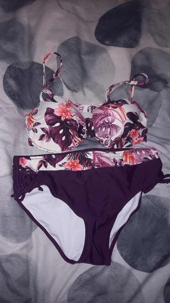 Diverse lingeriesetjes, losse bh's, bikini, Ophalen of Verzenden, BH