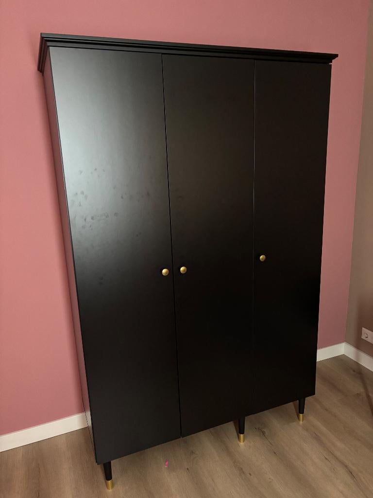 Kledingkast zwart, Huis en Inrichting, Kasten | Kledingkasten, Ophalen, Gebruikt, 100 tot 150 cm, 150 tot 200 cm