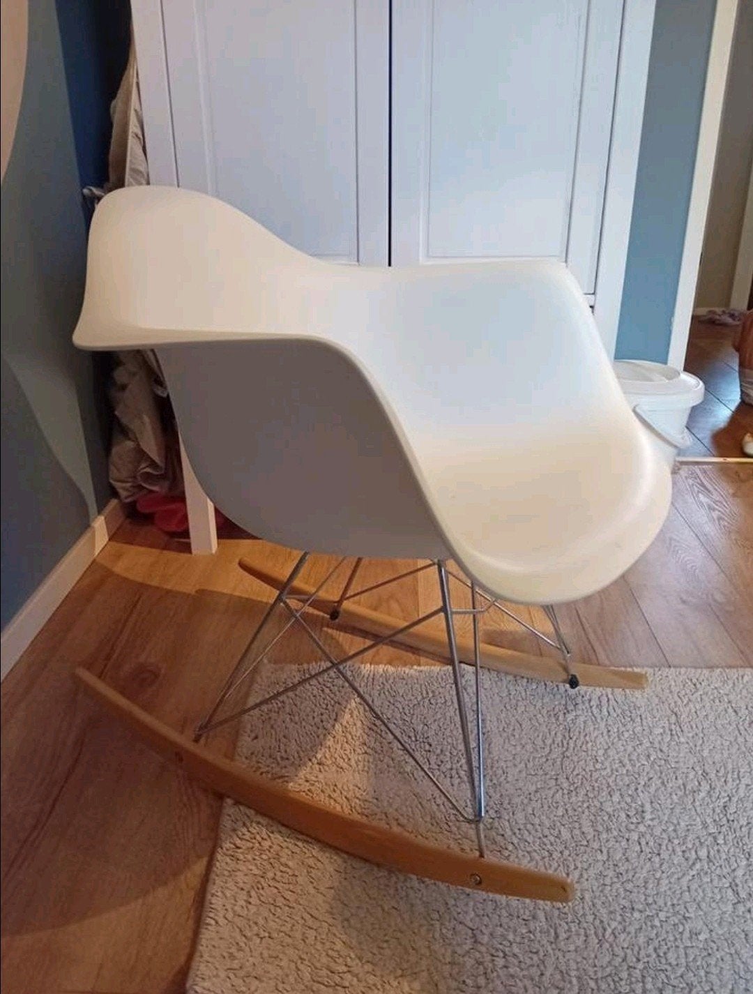 Mooie kuipstoel schommelstoel, Gebruikt, Wit, Eén, Modern, Design, Scandinavisch