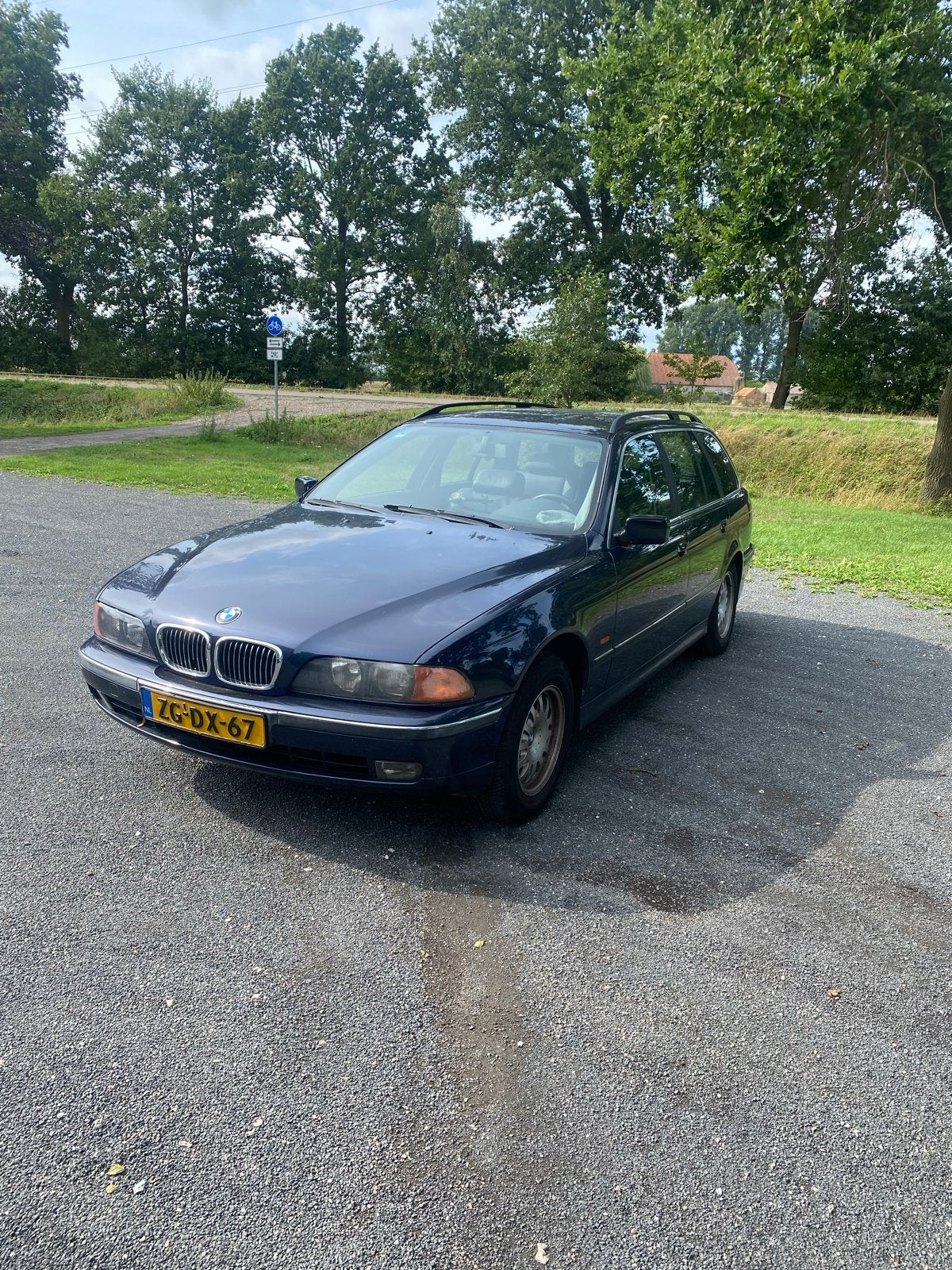 BMW 5-Serie 2.5 I 523 Touring AUT 1999 Blauw, Auto's, BMW, Automaat, Achterwielaandrijving, Zwart, 2494 cc